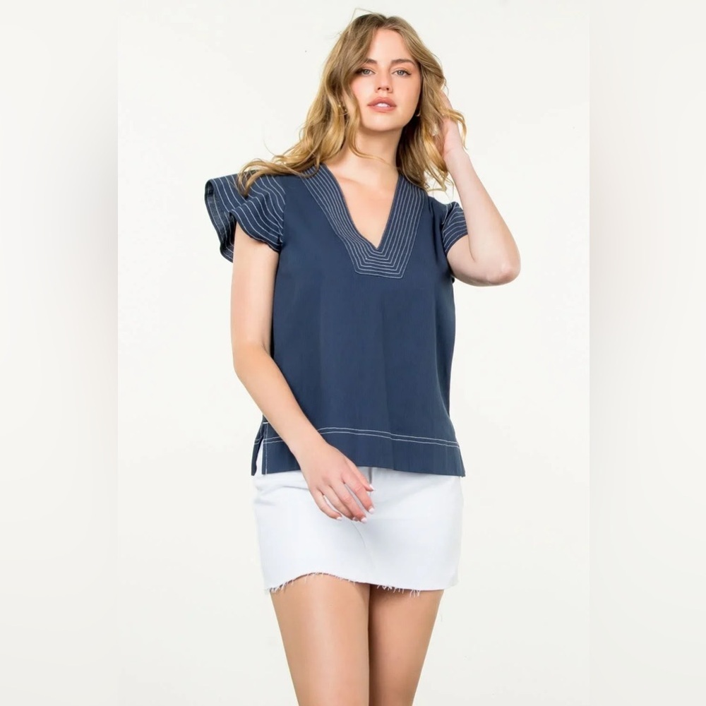 THML Coastal Chic Navy Flutter Sleeve Linen Blend Top Quiet Luxury Old Money L - Picture 2 of 11